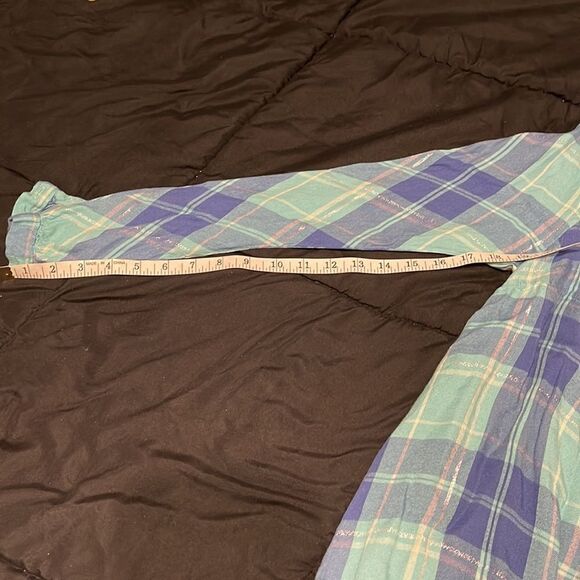 Lane Bryant Top size 10/12. - Picture 4 of 4